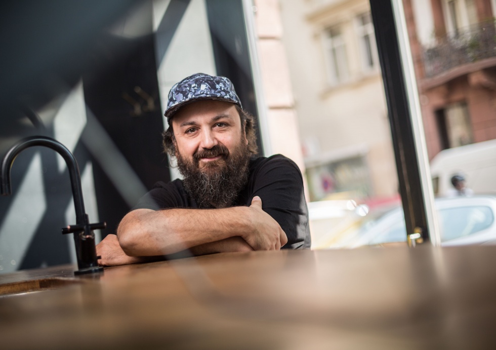 Porträt "Ata" Macias